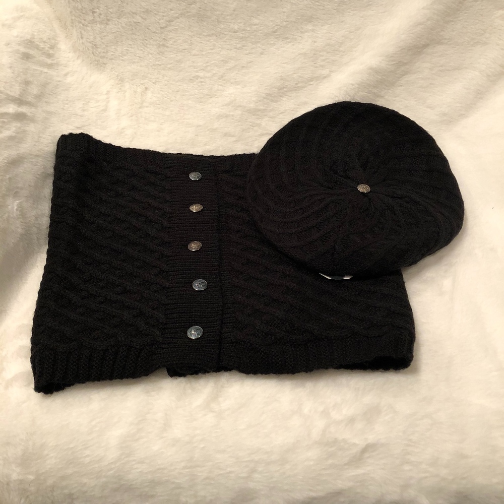 Faded Glory Basket Knit Beret and Scarf
